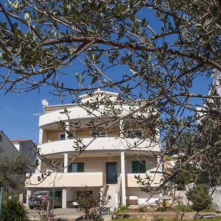 Apartments Vukicevic Brodarica Шибеник Экстерьер фото